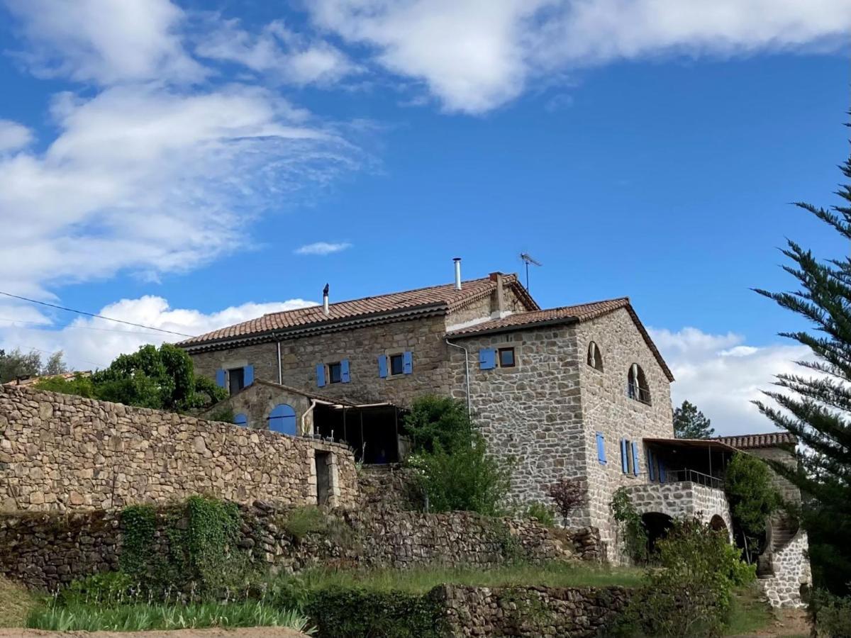 Mas De La Giralde - Bed & Breakfast